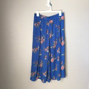 LOFT - Skirt in gorgeous Cole Bolt Blue with Floral Print - Size 6 NWT